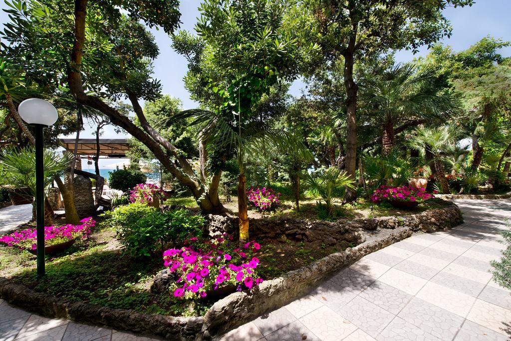 Hotel I Ginepri Marina di Castagneto Carducci Exterior foto