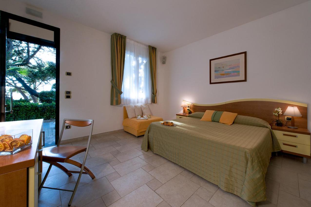 Hotel I Ginepri Marina di Castagneto Carducci Exterior foto