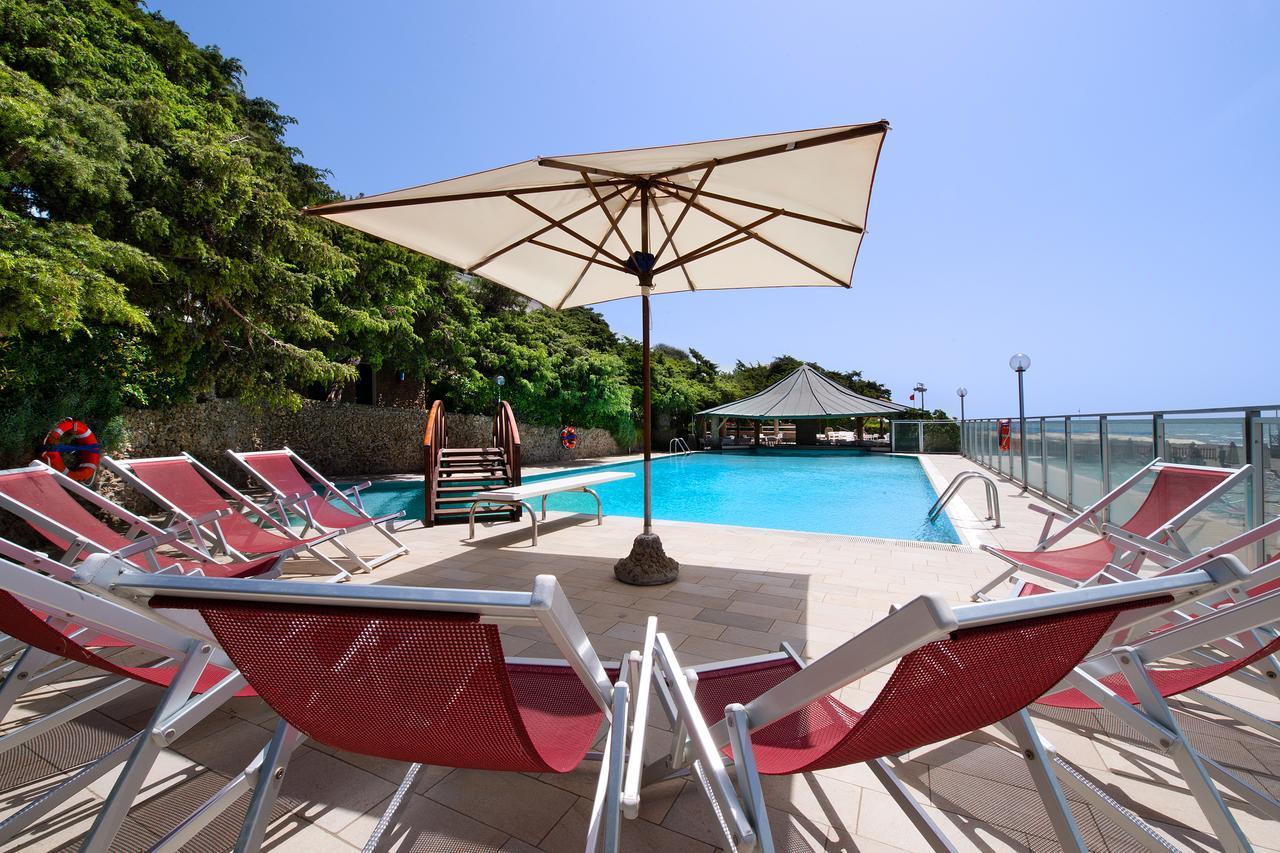 Hotel I Ginepri Marina di Castagneto Carducci Exterior foto